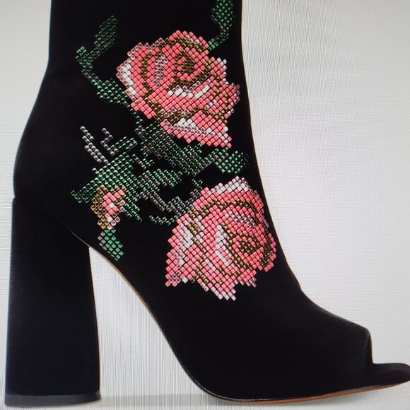 Donald Pliner "Barri" Suede Leather Open Toed Booties. NIB. Size: various - Picture 1 of 16